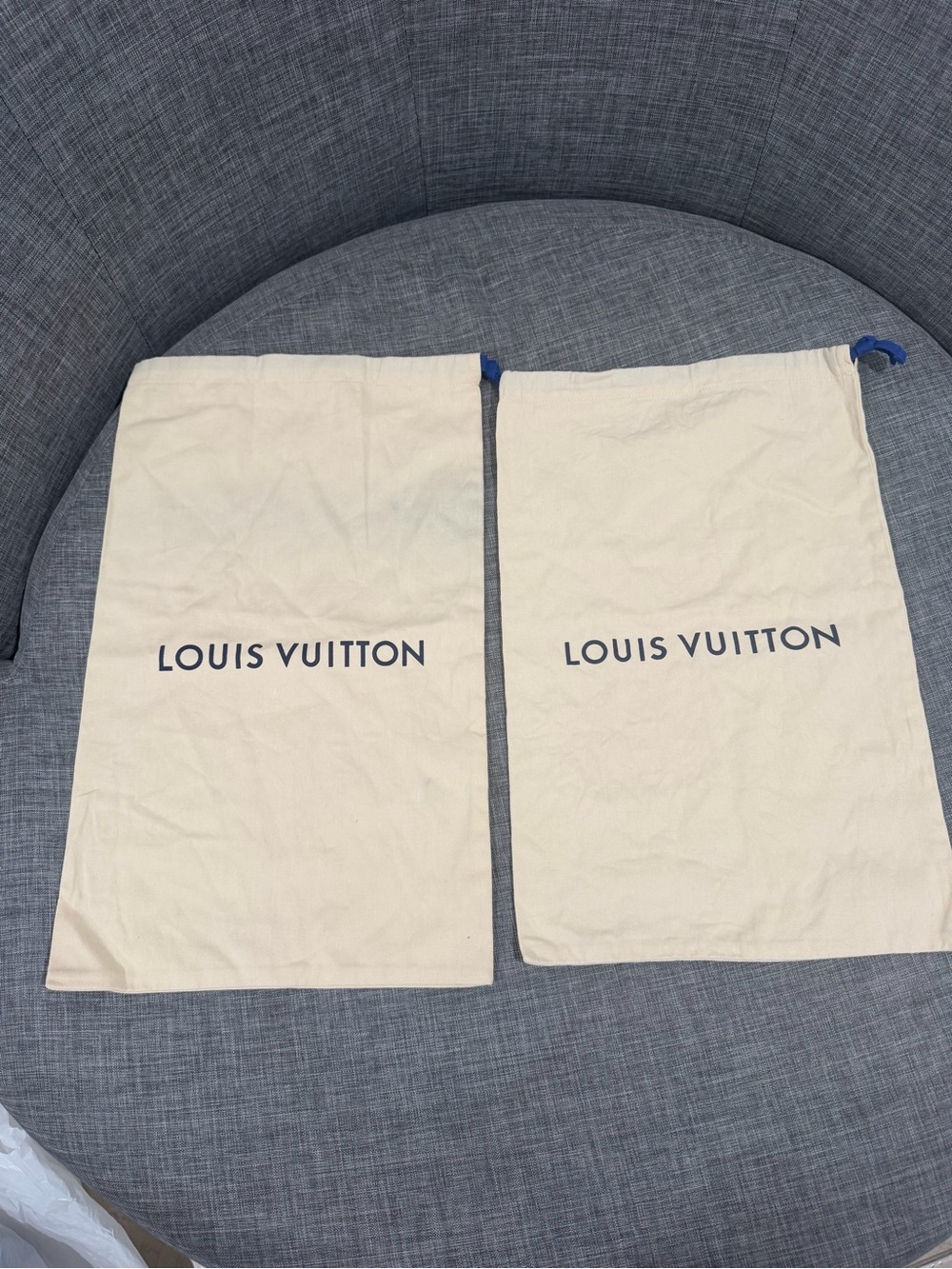 Louis Vuitton Cream Dust Bag with Navy Logo and Blue Drawstring